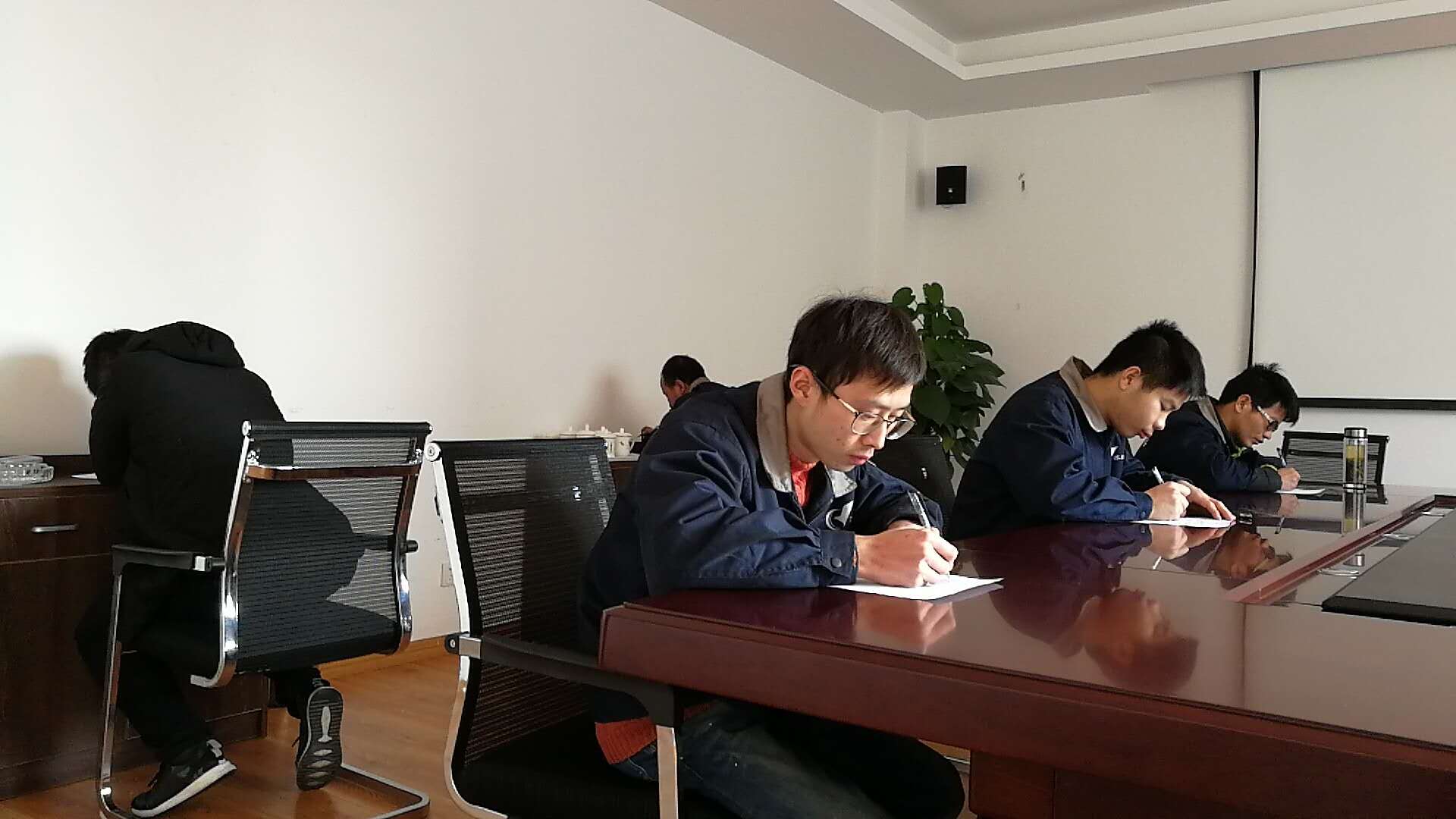 微信图片_20180208105731.jpg